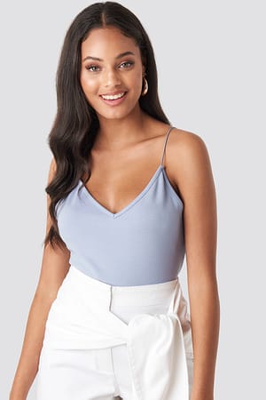 Dusty Light blue NA-KD Spaghetti V-neck strap Singlet