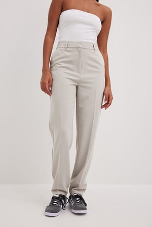 Sand Pantalon de costume droit à taille haute et coupe courte