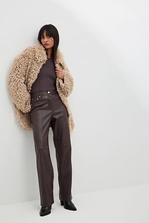 Brown Pantalon droit en similicuir