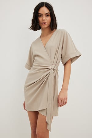 Taupe Robe courte portefeuille structurée