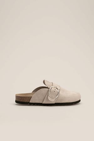 Light Beige Pantoufles en daim