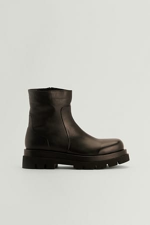 Black Bottes en cuir avec doublure en peluche