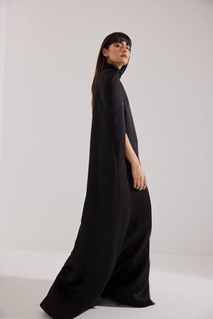 Black The Cocoon Cape