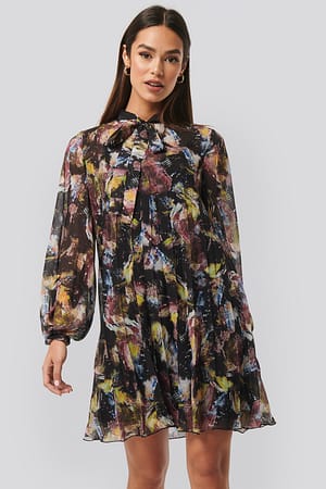 Print NA-KD Tie Neck Pleated Mini Dress