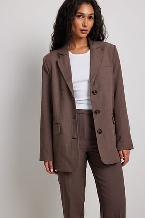 Brown Blazer oversize trois boutons en tissu mélangé