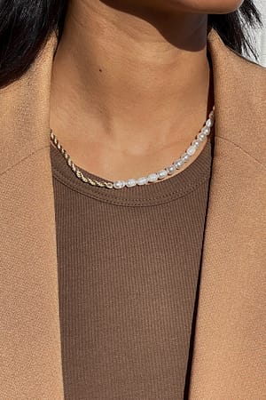 White/Gold Collier torsadé à perles variées