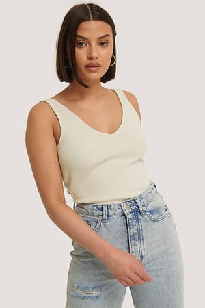 Beige NA-KD Basic Haut Col En V