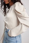 Beige Chemisier longues manches en satin