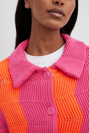 Pink/Orange Cardigan à col en tricot ondulé
