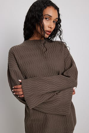 Brown Pull oversize en maille ondulée
