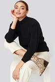 Black Wide Cuff Balloon Sleeve Knitted Sweater