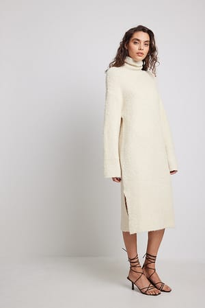 Offwhite Robe en maille à col roulé, mélange de laine