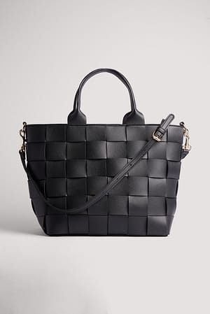 Black Cabas style seau tressé