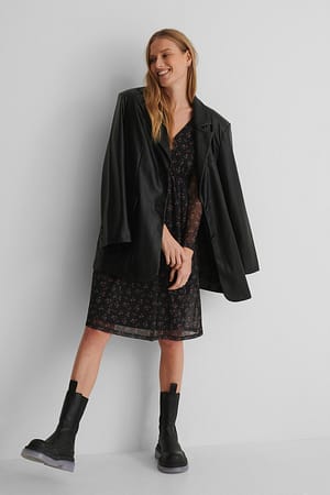 Flower Print NA-KD Robe Cache-Coeur