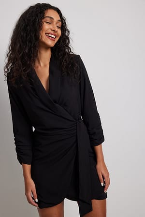 Black Robe chemise coupe portefeuille