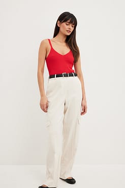 Ribbed Knitted Deep Back Top Outfit