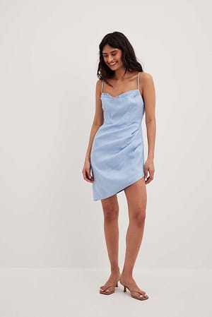 Blue Robe portefeuille en lin à décolleté en cascade