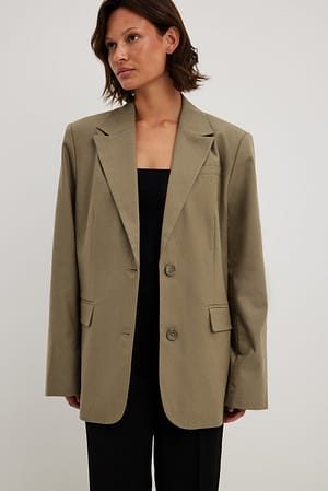 Taupe Blazer surdimensionné
