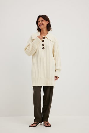 Cream Pull oversize en maille avec boutons