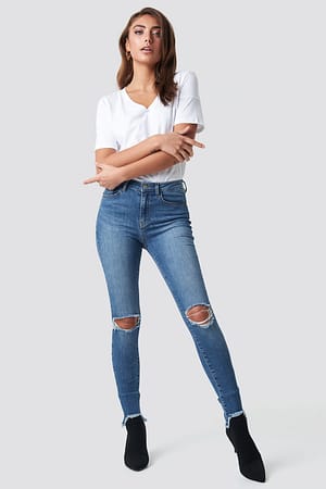 Mid Blue Pamela x NA-KD High Waist Ripped Jeans