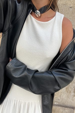 Black Choker en satin