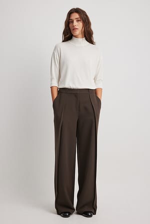 Brown Pantalon de costume plissé