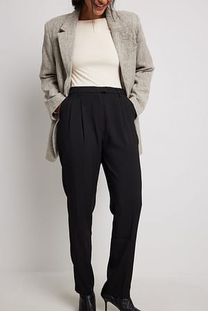 Black Pantalon de costume court recyclé taille haute