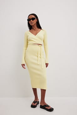 Rib Knitted Midi Skirt  Outfit