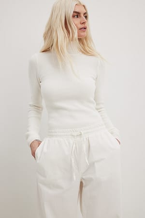 Offwhite Pull polo en maille côtelée col haut
