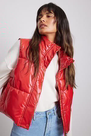 Red Gilet court brillant