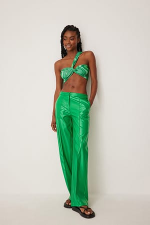 Green Pantalon en faux cuir