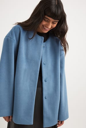 Light Blue Manteau court avec foulard