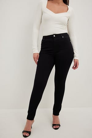 Black Jean slim taille haute élastiques
