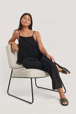 Crepe Flounce Singlet Outfit.