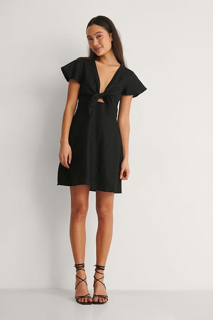 Black Robe chemise nouée sur le devant