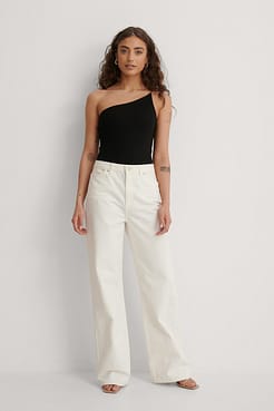 One Shoulder Strap Body Outfit.