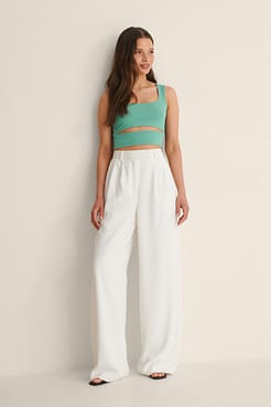 Cut Out Crop Rib Top Outfit