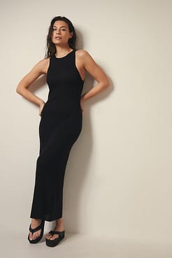 Halterneck Long Dress Outfit.