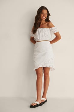 Broderie Anglaise Frill Mini Skirt Outfit
