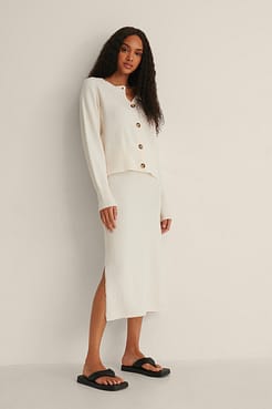 Knitted Long Skirt Outfit