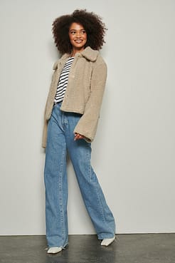 Short Fluffy Teddy Jacket Outfit.