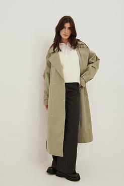 Oversized Trenchcoat Outfit.