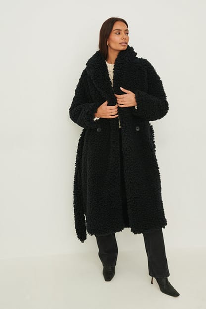 Black Manteau en peluche surdimensionné