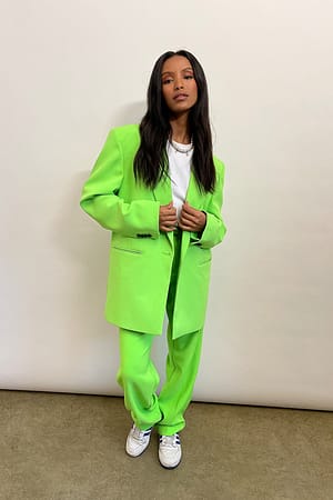 1018-008350-0819 outfit