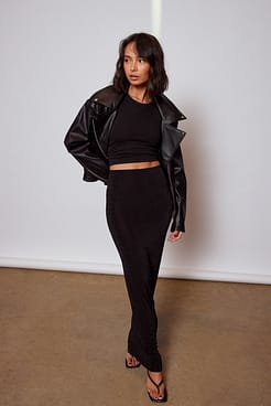 Shiny Maxi Skirt Outfit.