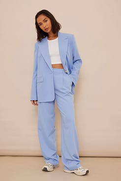 Oversized Blazer Outfit.
