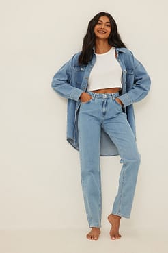 Back Seam Detail Mid Waist Jeans Outfit.