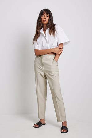 Cropped Regular Suit Pants Outfit.