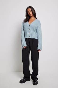 Chunky Knitted Cropped Cardigan Outfit.