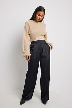Cropped Knit Sweater Outfit